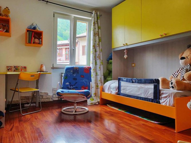 Porzione di casa/cielo terra completamente ristrutturata Pradalunga