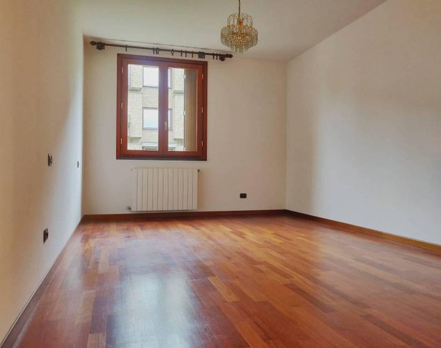 Quadrilocale con giardino e box doppio Scanzorosciate