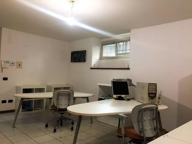 Via Tiraboschi ufficio occasione € 119.000 Bergamo
