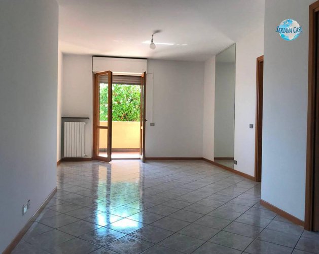 Trilocale con doppi servizi, giardino e box Torre Boldone