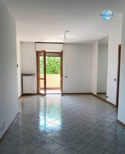 Trilocale con doppi servizi, giardino e box Torre Boldone