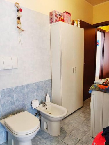 Grazioso bilocale con box, comodamente servito da ascensore Gazzaniga