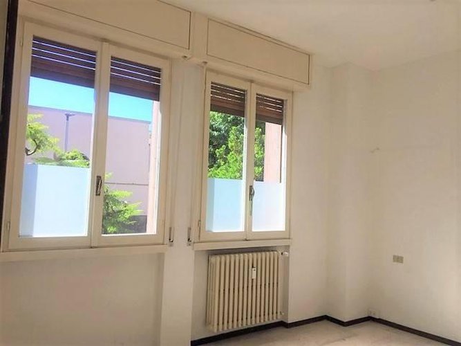 Via Divisione Tridentina ufficio 130 mq Bergamo