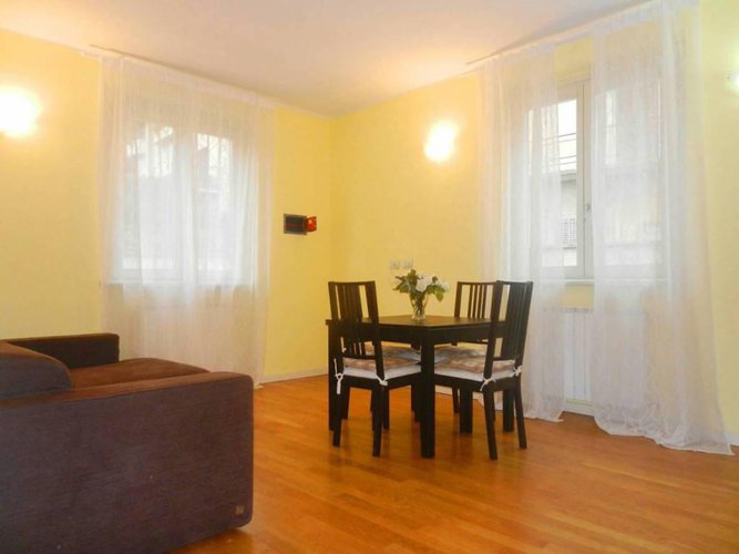 Grazioso bilocale completamente arredato, possibilità box! Nembro