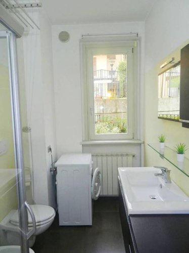 Grazioso bilocale completamente arredato, possibilità box! Nembro