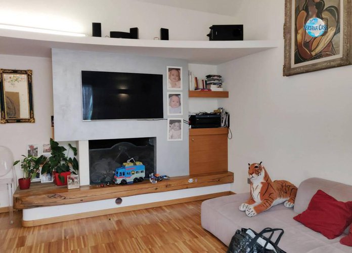 Trilocale finemente ristrutturato, terrazzo vivibile e box Nembro