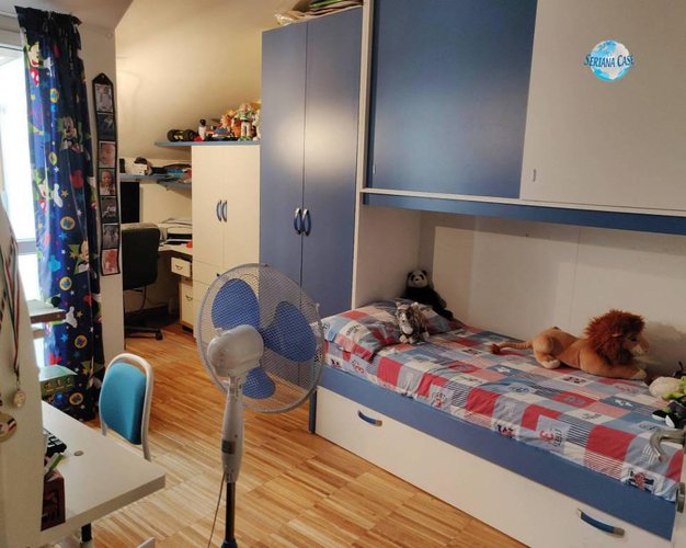 Trilocale finemente ristrutturato, terrazzo vivibile e box Nembro