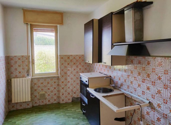 Trilocale di buona metratura con box Alzano Lombardo