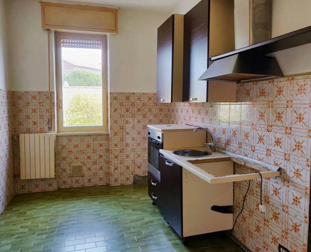 Trilocale di buona metratura con box Alzano Lombardo