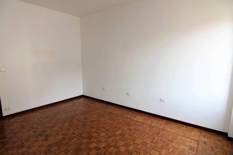 Santa Caterina bilocale piano alto con ascensore Bergamo