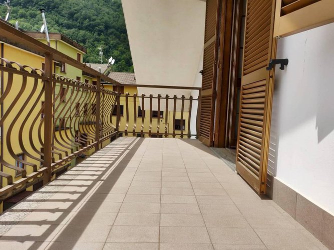 Trilocale all'ultimo piano di 110mq, ristrutturato! Cene