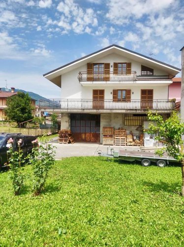 Trilocale all'ultimo piano di 110mq, ristrutturato! Cene