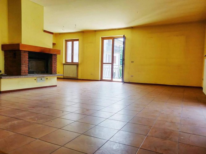 Quadrilocale di 160mq con terrazza vivibile Cene