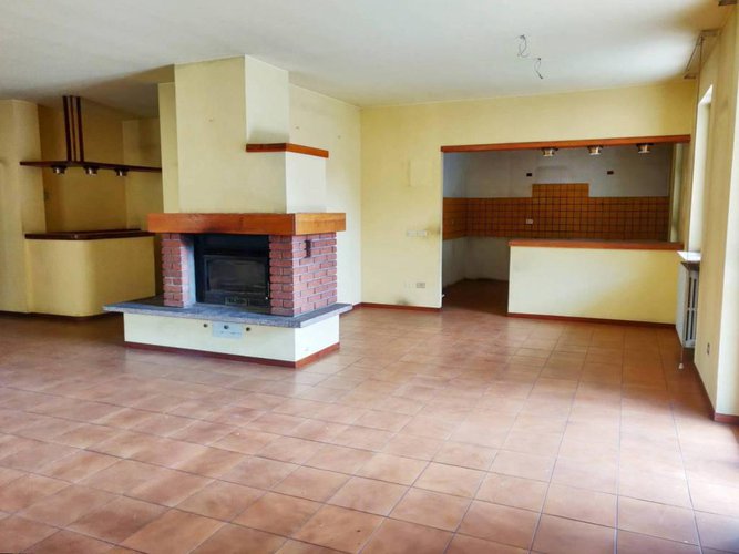 Quadrilocale di 160mq con terrazza vivibile Cene