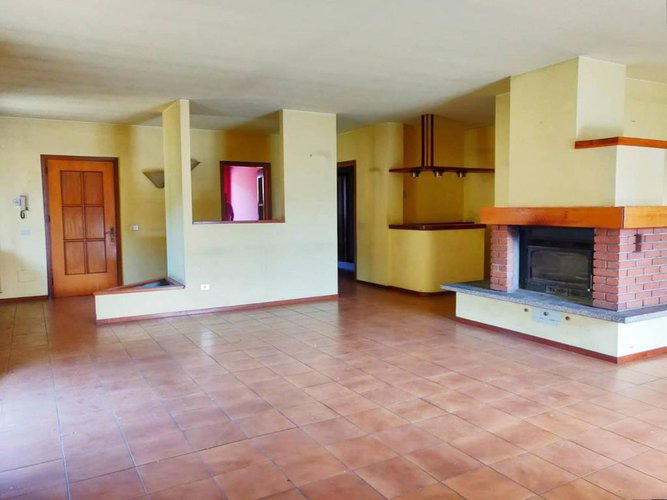 Quadrilocale di 160mq con terrazza vivibile Cene