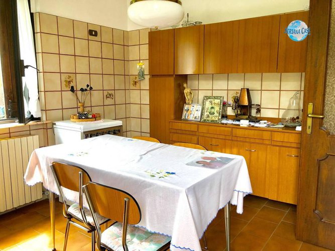 Graziosa villa singola con giardino e terreno di proprietà Pradalunga