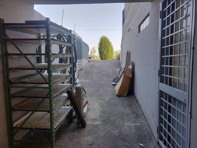 Magazzino + ufficio, prezzo interessante Ranica