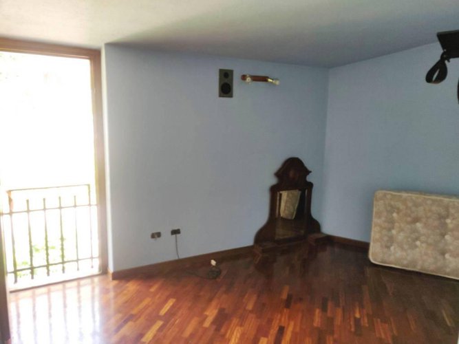 Villetta a schiera immersa nel verde Albino