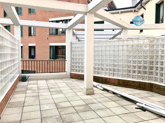 Trilocale con introvabile terrazza vivibile e box doppio