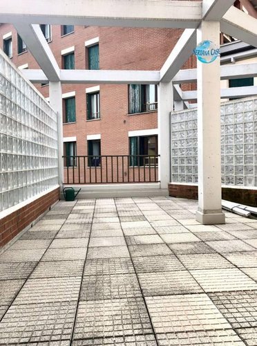 Trilocale con introvabile terrazza vivibile e box doppio Alzano Lombardo
