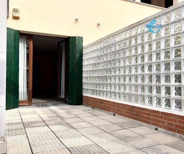 Trilocale con introvabile terrazza vivibile e box doppio Alzano Lombardo