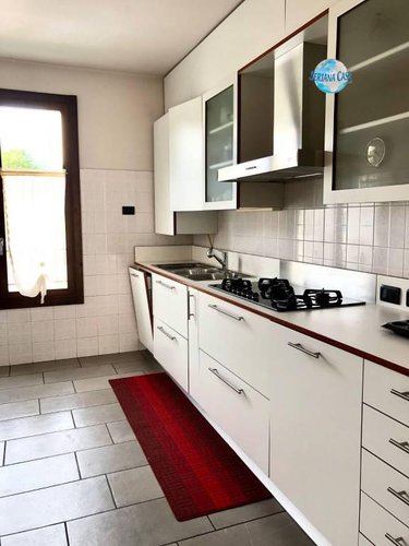 Trilocale con introvabile terrazza vivibile e box doppio Alzano Lombardo