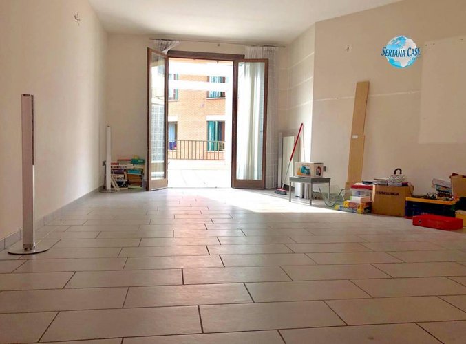 Trilocale con introvabile terrazza vivibile e box doppio Alzano Lombardo