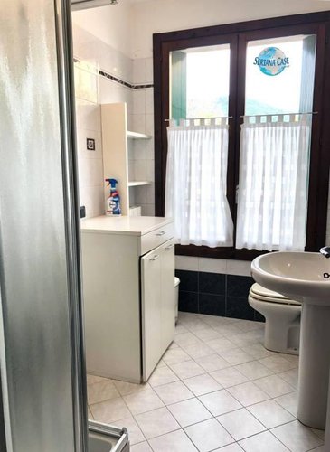 Trilocale con introvabile terrazza vivibile e box doppio Alzano Lombardo