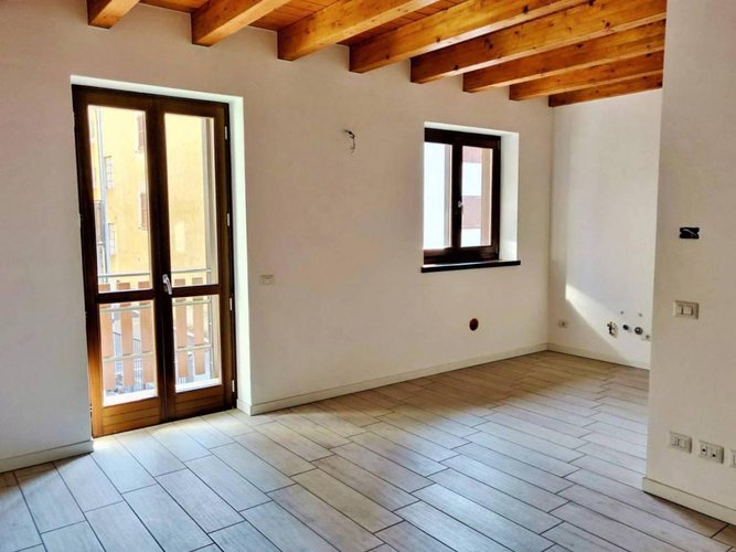 Bilocale completamente ristrutturato in ogni dettaglio