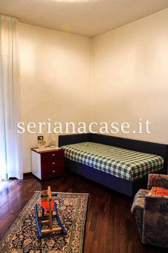 Quadrilocale di 195mq con terrazza vivibile e box doppio Nembro