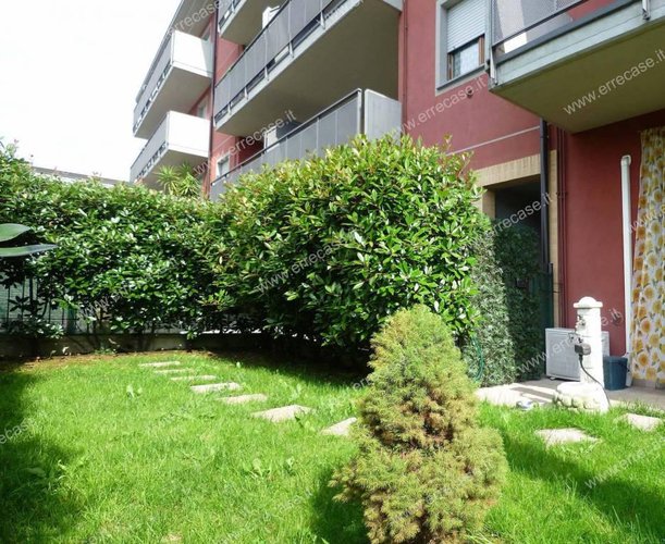 Bellissimo 2 Locali con giardino e Box. Osio Sotto