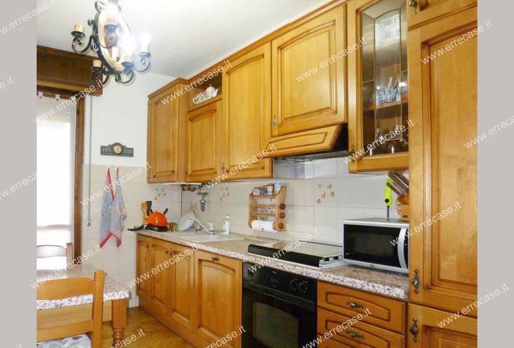 COMODO APPARTAMENTO di 3 LOCALI... Capriate San Gervasio