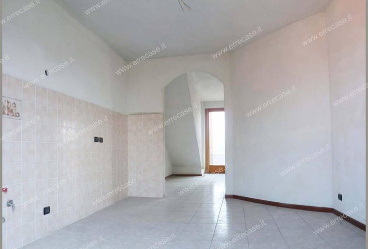 Ampio appartamento in Villa di 5 Locali... Capriate San Gervasio