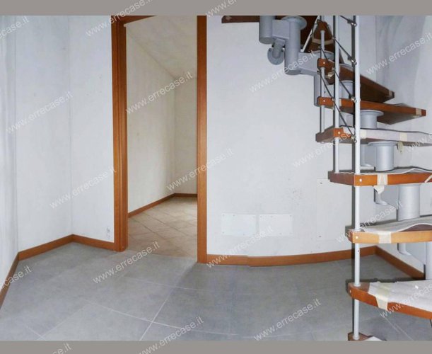 Nuovo 3 Locali con cucina abitabile, doppi servizi e box! Boltiere