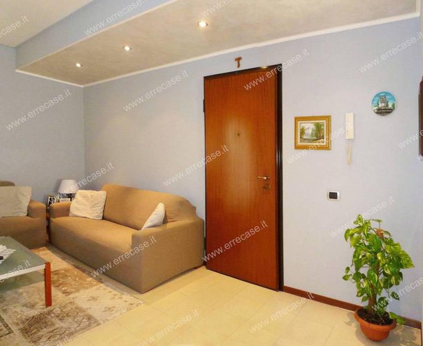 bellissimo 3 locali + servizi, cantina (ev.box)