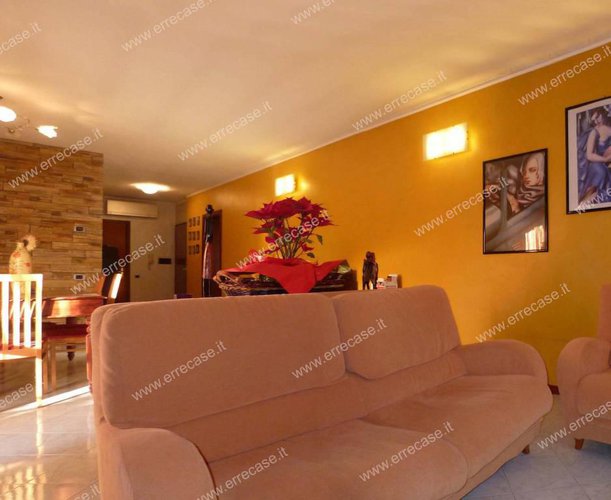 Fantastico 3 locali con terrazzo!!! Boltiere