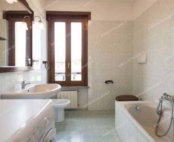 Basta un anticipo di € 2.000 + € 240 mensili* Boltiere