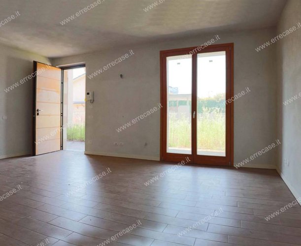 Bellissimo 3 Locali + doppi servizi, giardino... Trezzo sull'Adda