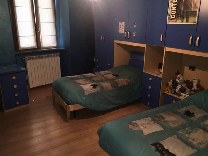 AMPIO QUADRILOCALE CON CAMINO Alzano Lombardo