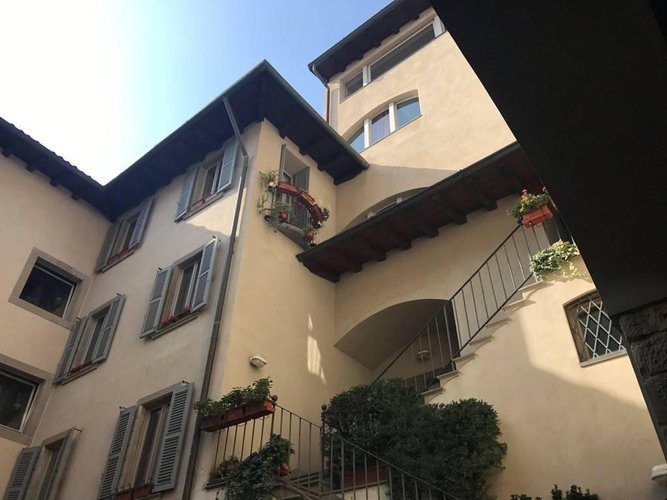 IMPORTANTE ED ESCLUSIVO IMMOBILE Bergamo