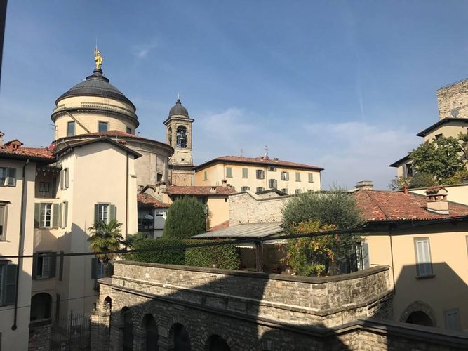 IMPORTANTE ED ESCLUSIVO IMMOBILE Bergamo