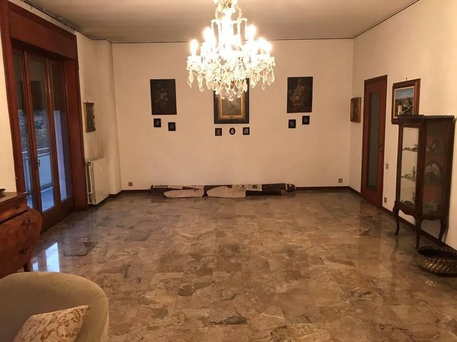 AMPIO APPARTAMENTO MQ. 250