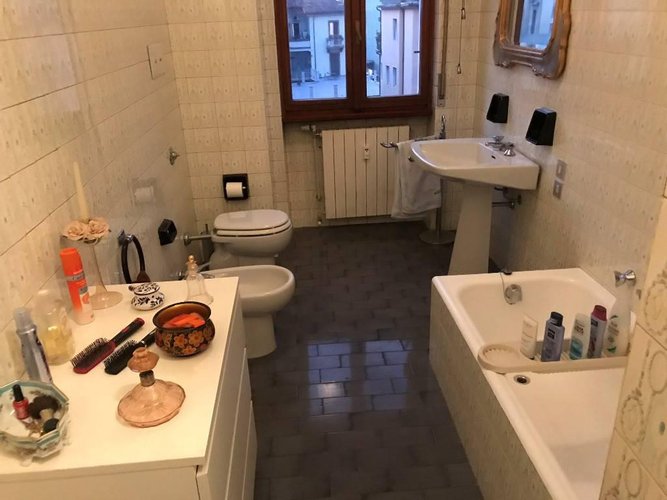 AMPIO APPARTAMENTO MQ. 250 Bergamo