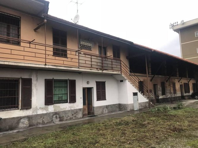 RUSTICO-HOTEL- MOTEL- BED & BREAKFAST- RISTORANTE- UFFICI.