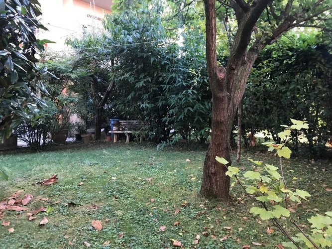 TRILOCALE CON AMPIO GIARDINO E TAVERNA Torre Boldone