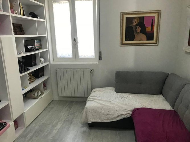 TRILOCALE COMPLETAMENTE RIMESSO A NUOVO Alzano Lombardo
