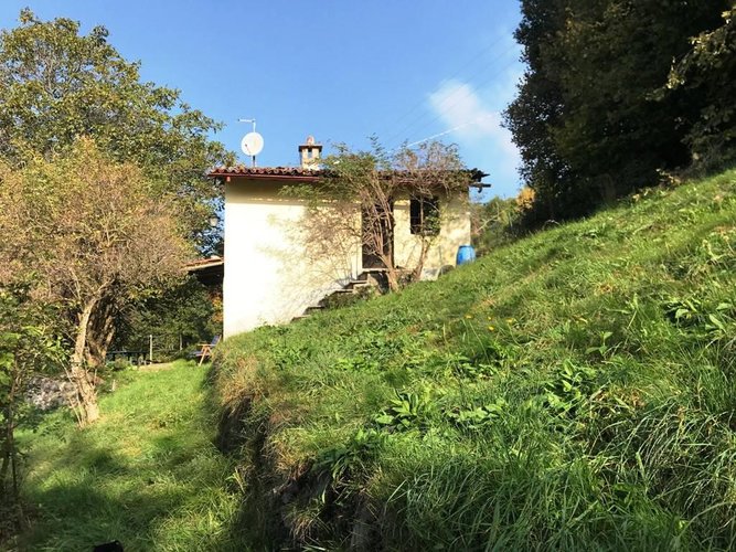 RUSTICO/BAITA/CASELLO CON 22.000 DI TERRENO San Pellegrino Terme