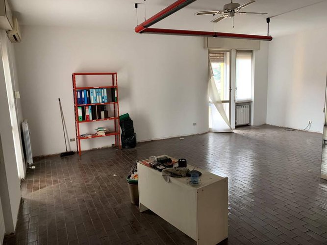 AMPIO APPARTAMENTO o UFFICIO