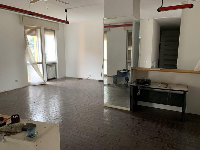 AMPIO APPARTAMENTO o UFFICIO Cassano d'Adda