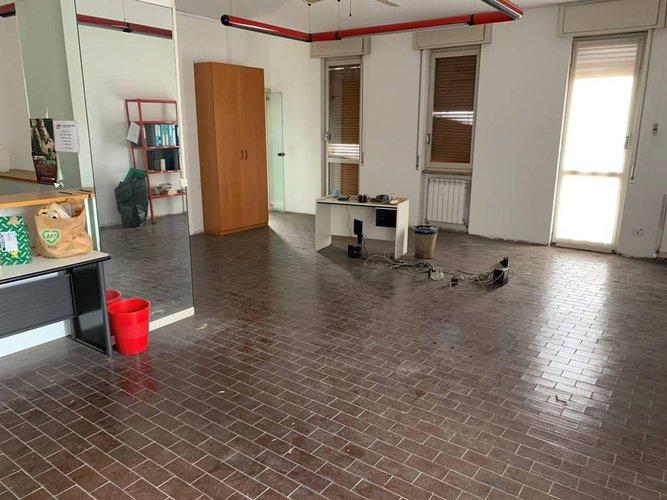 AMPIO APPARTAMENTO o UFFICIO Cassano d'Adda